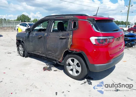 2019 Jeep Compass Latitude Fwd z USA, uszkodzony, nr VIN 3C4NJCBB9KT743488